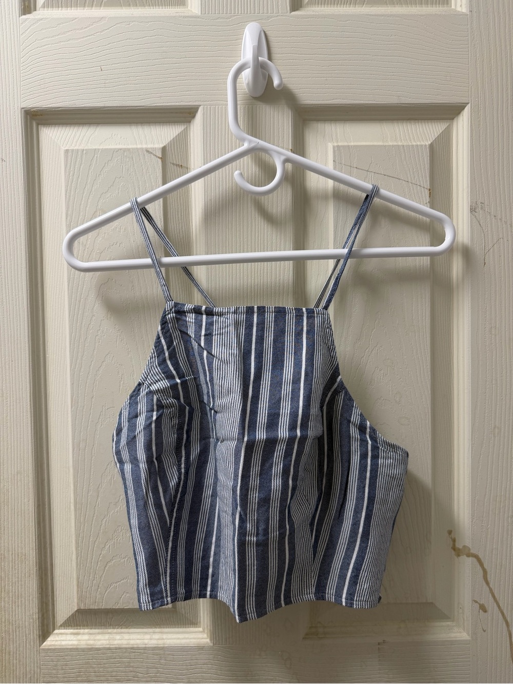 💙 AE Blue & White Striped Crop Cami Top